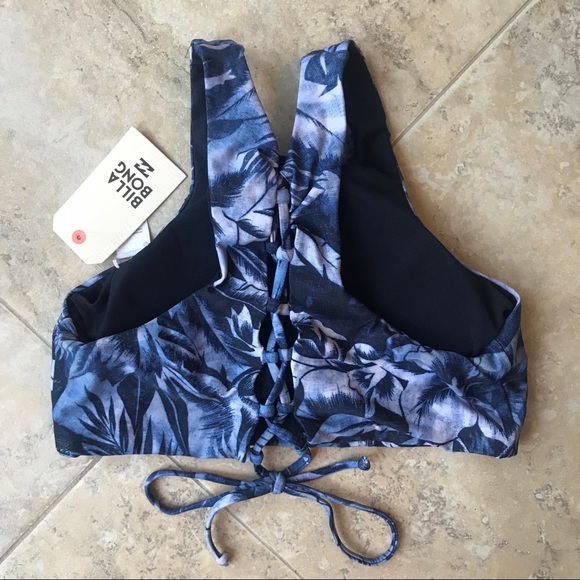 🔥🔥BILLABONG - HI NECK BIKINI TOP🔥🔥 - Picture 2 of 3